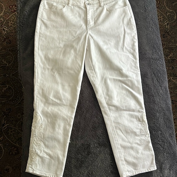Coldwater Creek Pants - Coldwater Creek White Embroidered Jeans